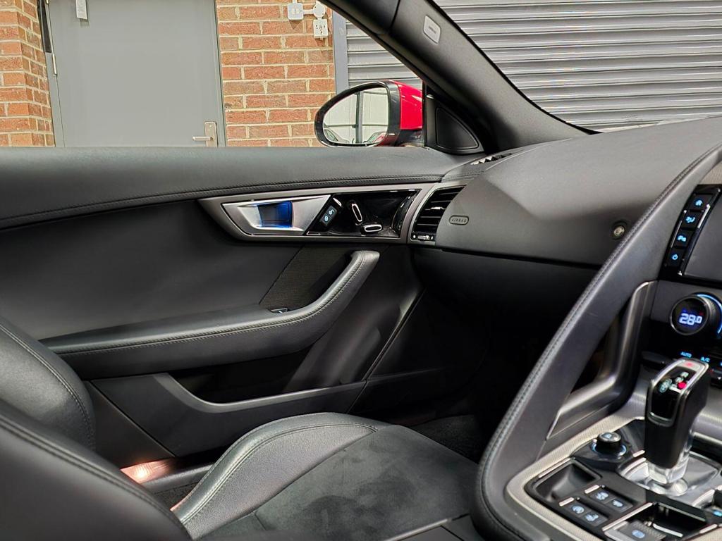 JAGUAR F-TYPE 3.0 V6 2015