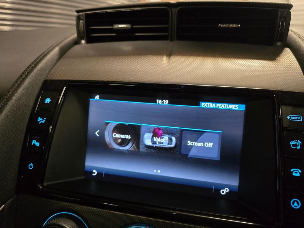 JAGUAR F-TYPE 3.0 V6 2015