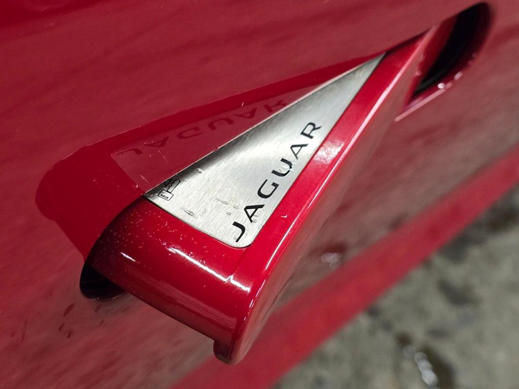 JAGUAR F-TYPE 3.0 V6 2015