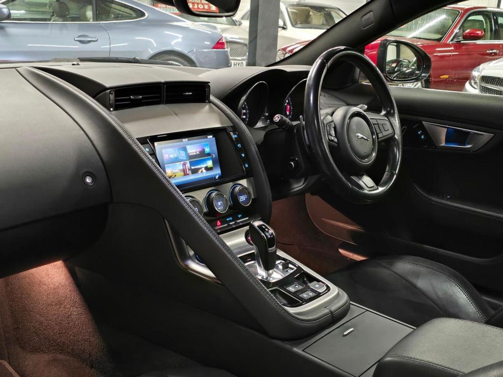 JAGUAR F-TYPE 3.0 V6 2015