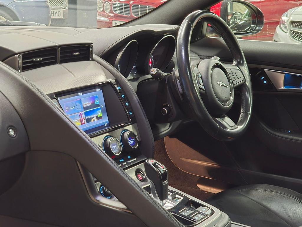 JAGUAR F-TYPE 3.0 V6 2015