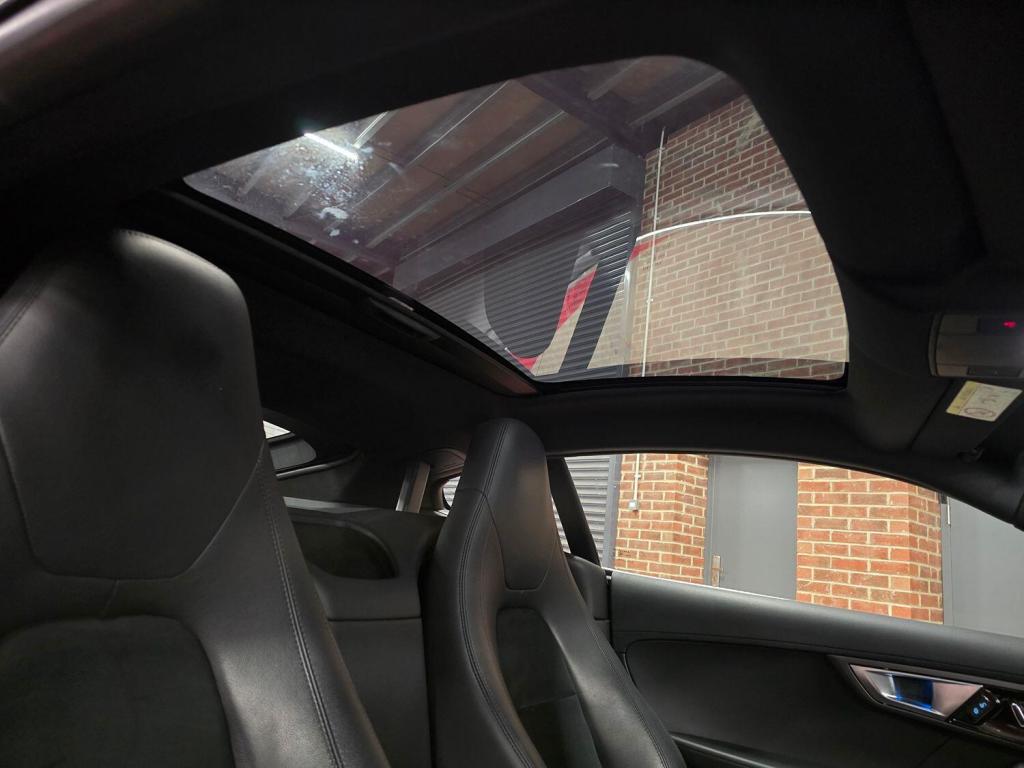 JAGUAR F-TYPE 3.0 V6 2015