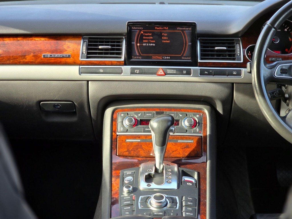 AUDI A8 3.0 TDI SE 2008