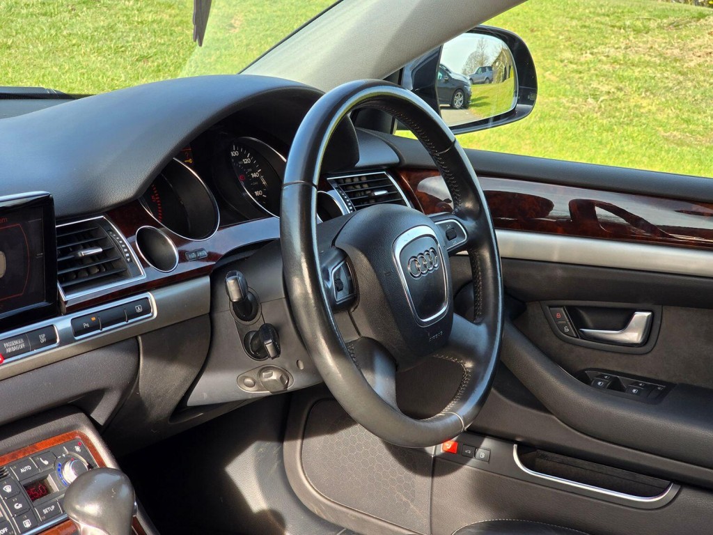 AUDI A8 3.0 TDI SE 2008
