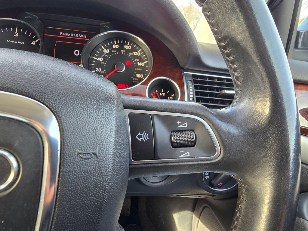 AUDI A8 3.0 TDI SE 2008