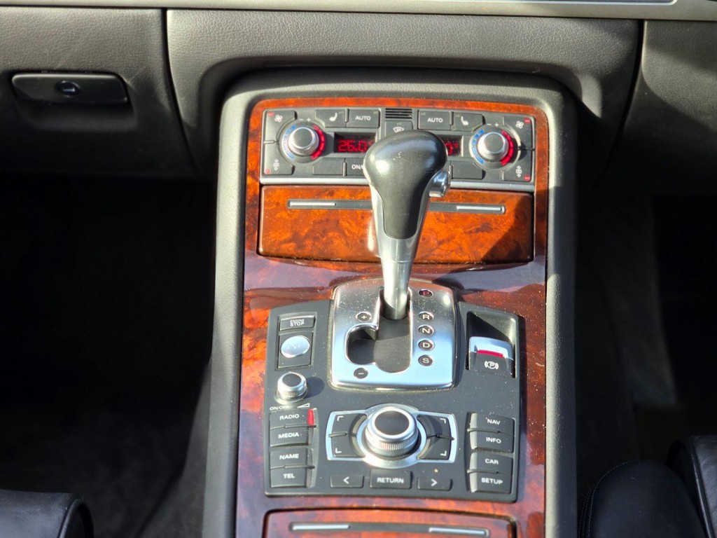 AUDI A8 3.0 TDI SE 2008