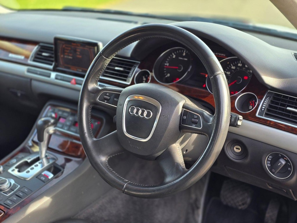 AUDI A8 3.0 TDI SE 2008