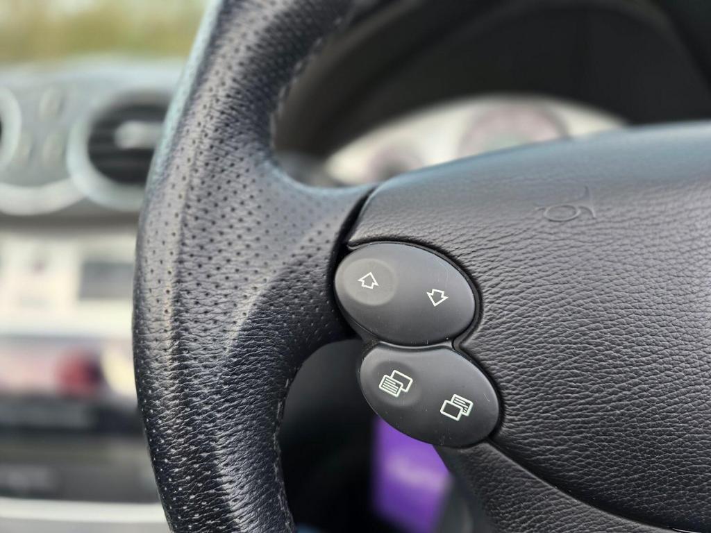 MERCEDES-BENZ CLK 3.0 CLK280 Sport 2006