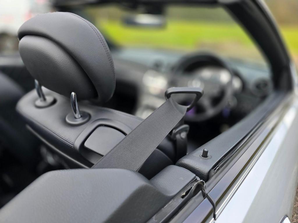 MERCEDES-BENZ CLK 3.0 CLK280 Sport 2006