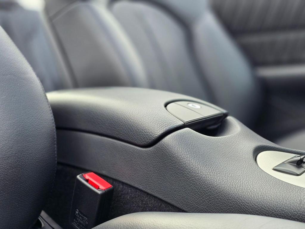 MERCEDES-BENZ CLK 3.0 CLK280 Sport 2006