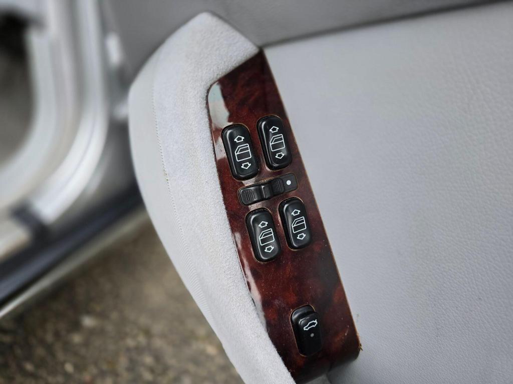 MERCEDES-BENZ S CLASS 3.2 S320 2000