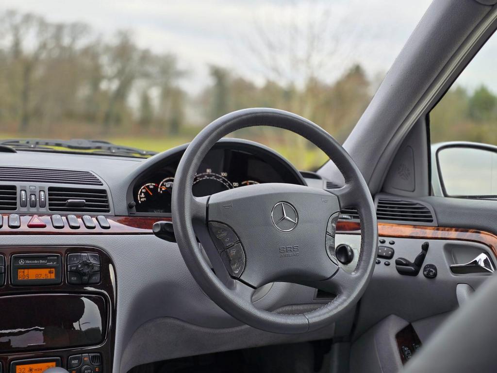 MERCEDES-BENZ S CLASS 3.2 S320 2000