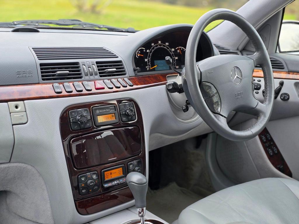 MERCEDES-BENZ S CLASS 3.2 S320 2000