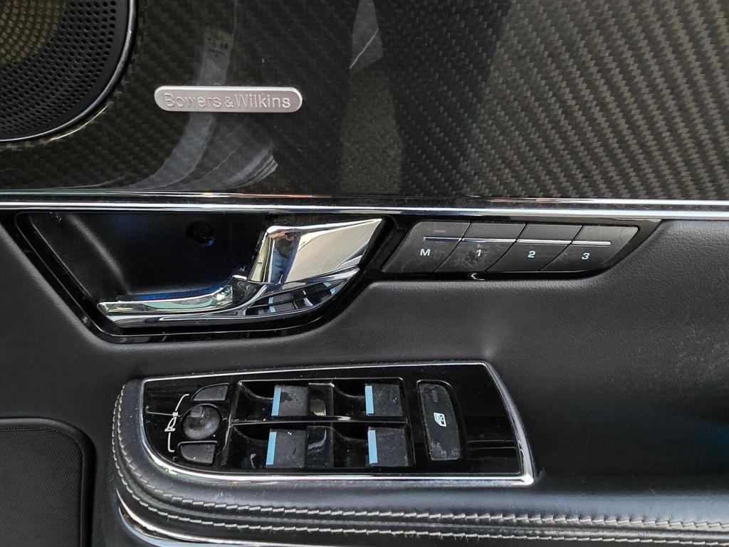 JAGUAR XJ 3.0 d V6 Portfolio 2010