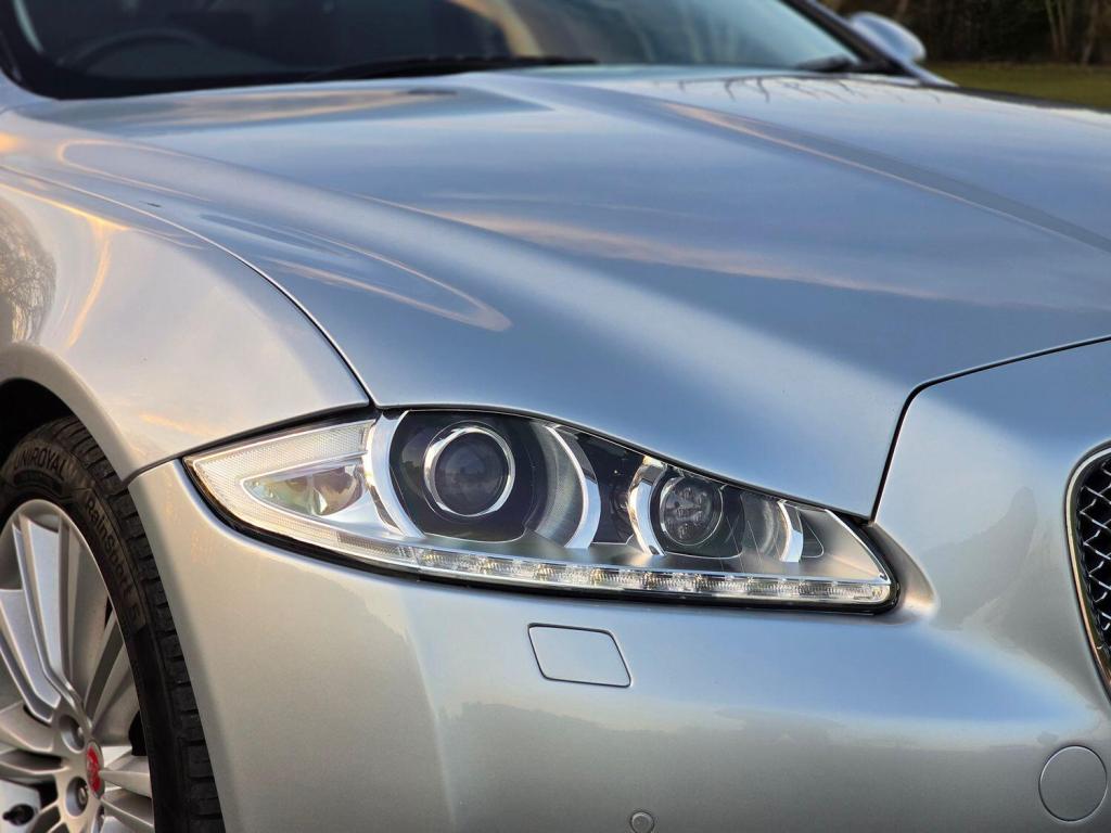 JAGUAR XJ 3.0 d V6 Portfolio 2010