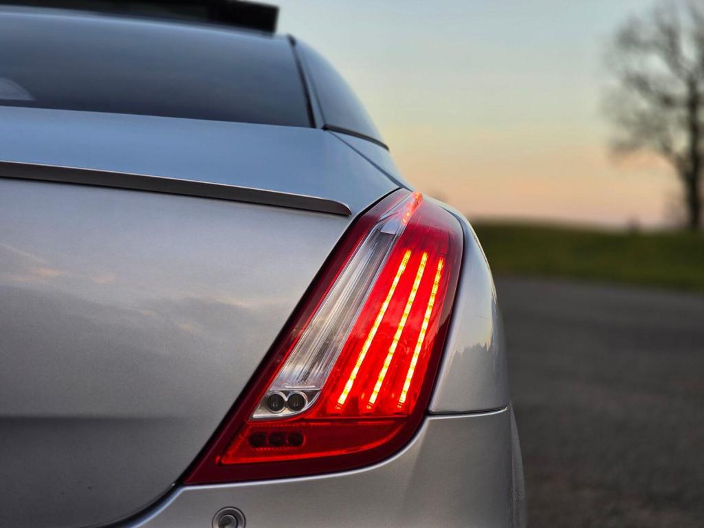 JAGUAR XJ 3.0 d V6 Portfolio 2010