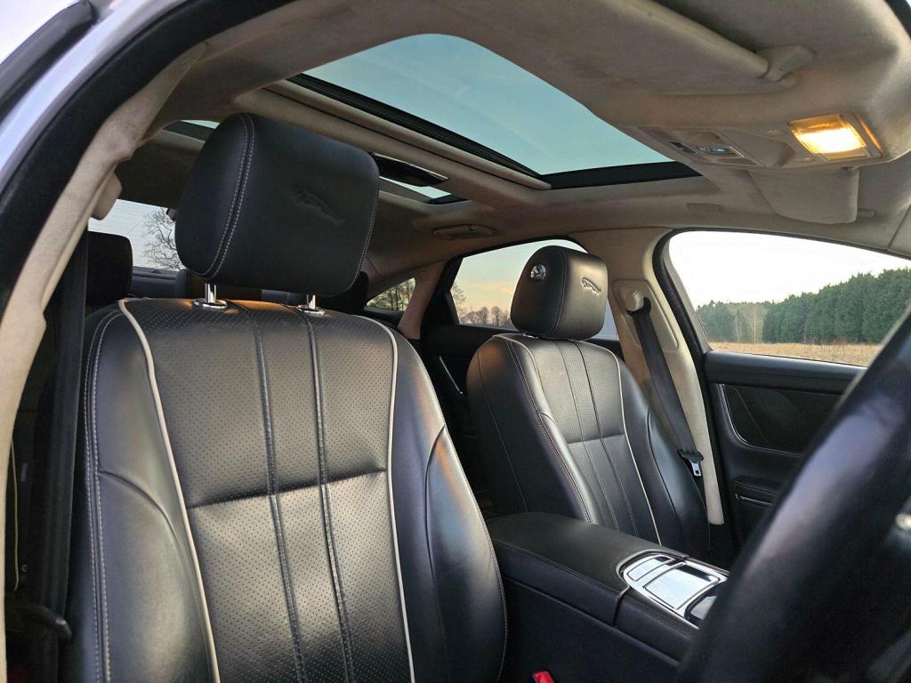 JAGUAR XJ 3.0 d V6 Portfolio 2010