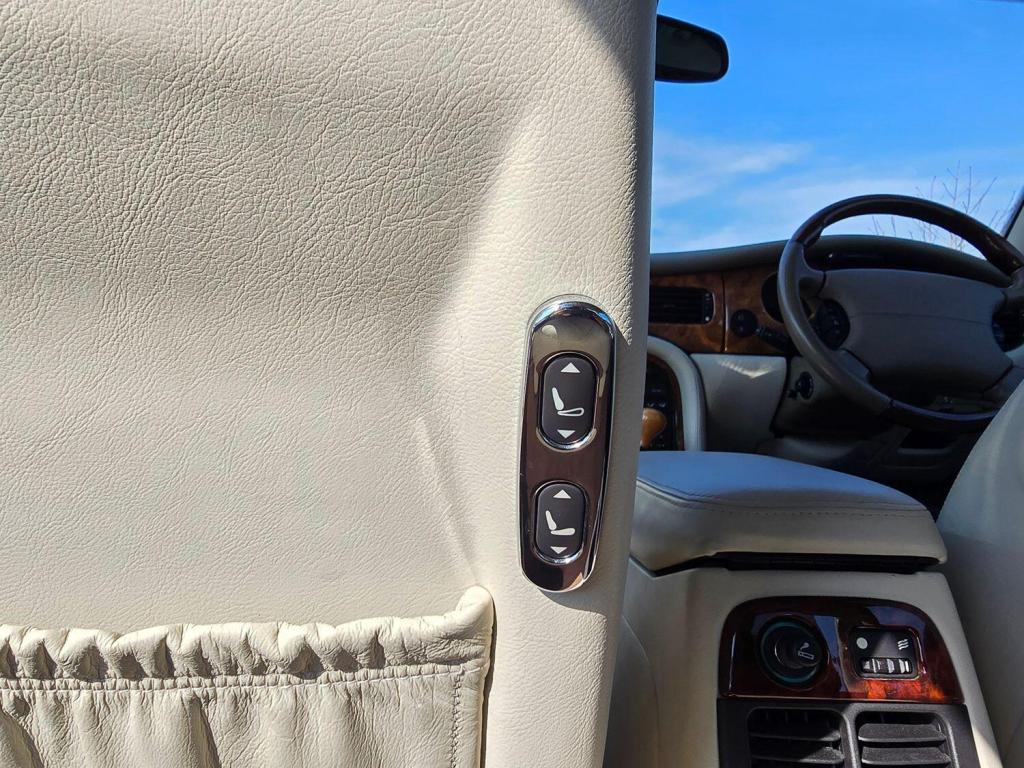 JAGUAR XJ 4.0 Sovereign 2001