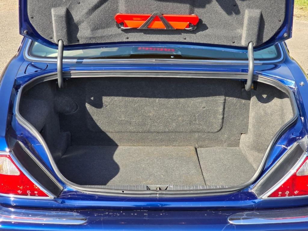 JAGUAR XJ 4.0 Sovereign 2001