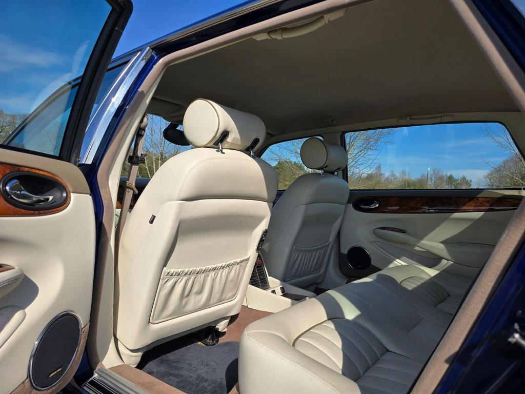 JAGUAR XJ 4.0 Sovereign 2001