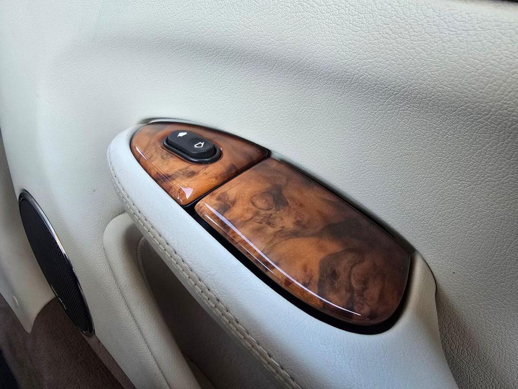 JAGUAR XJ 4.0 Sovereign 2001