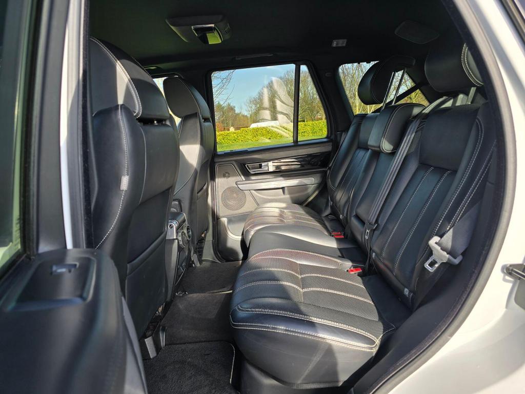 LAND ROVER RANGE ROVER SPORT 3.0 SD V6 HSE Black 2013