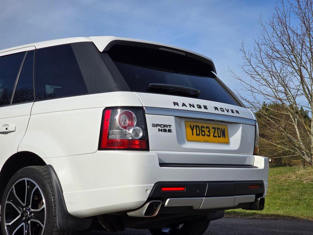 LAND ROVER RANGE ROVER SPORT 3.0 SD V6 HSE Black 2013