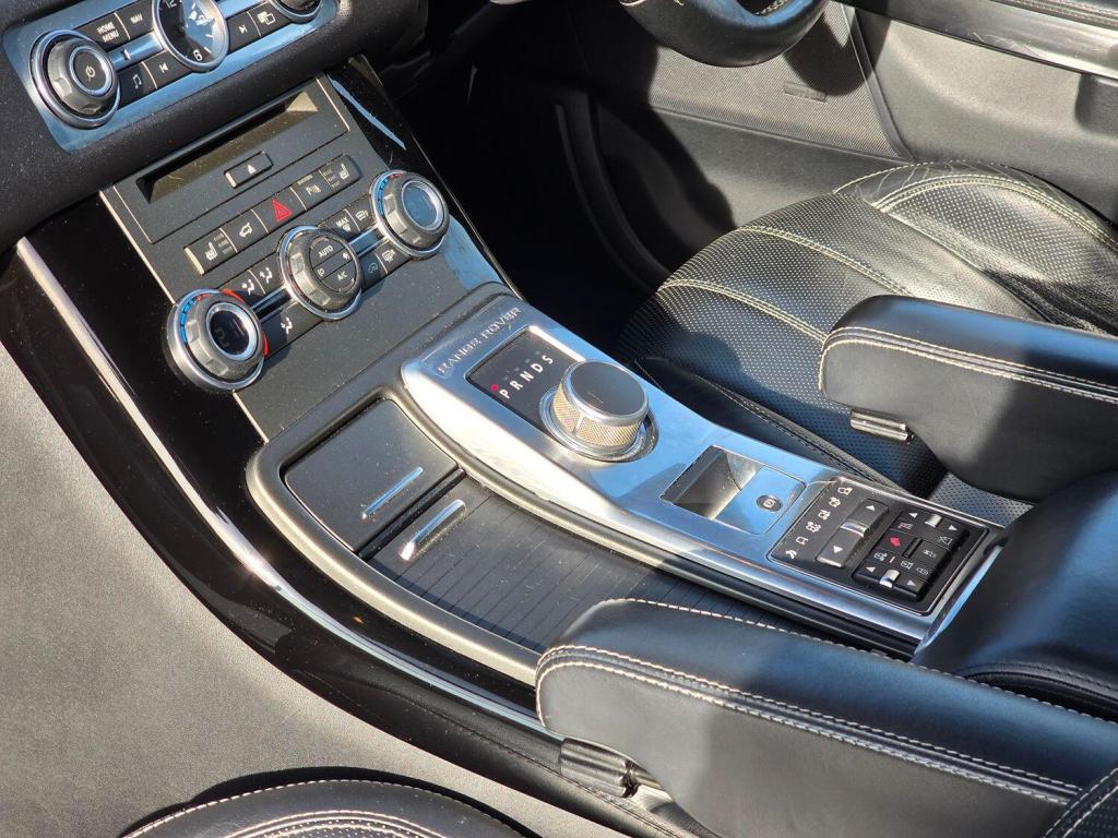 LAND ROVER RANGE ROVER SPORT 3.0 SD V6 HSE Black 2013