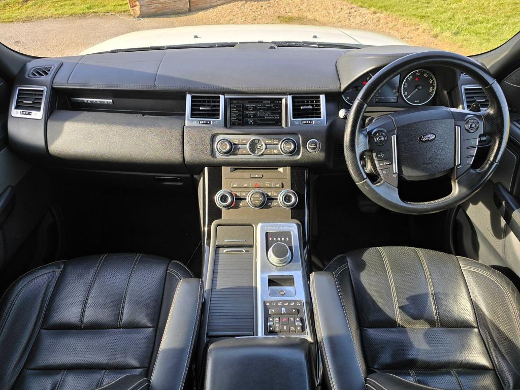 LAND ROVER RANGE ROVER SPORT 3.0 SD V6 HSE Black 2013