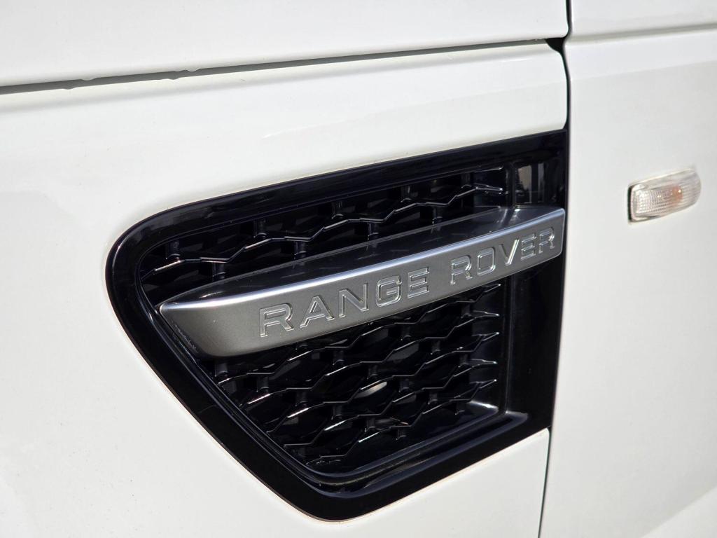 LAND ROVER RANGE ROVER SPORT 3.0 SD V6 HSE Black 2013