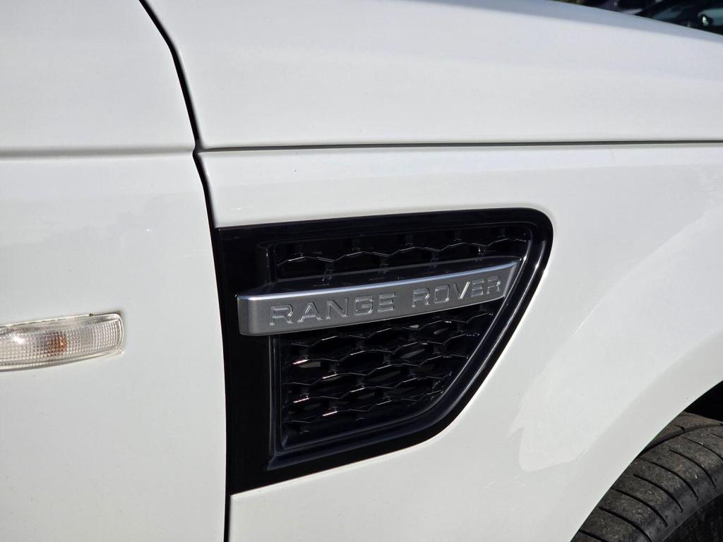 LAND ROVER RANGE ROVER SPORT 3.0 SD V6 HSE Black 2013