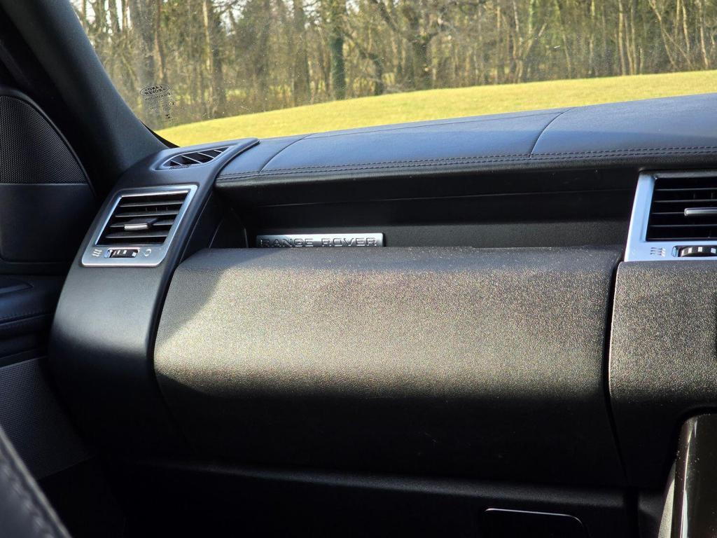 LAND ROVER RANGE ROVER SPORT 3.0 SD V6 HSE Black 2013