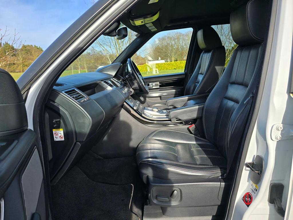 LAND ROVER RANGE ROVER SPORT 3.0 SD V6 HSE Black 2013