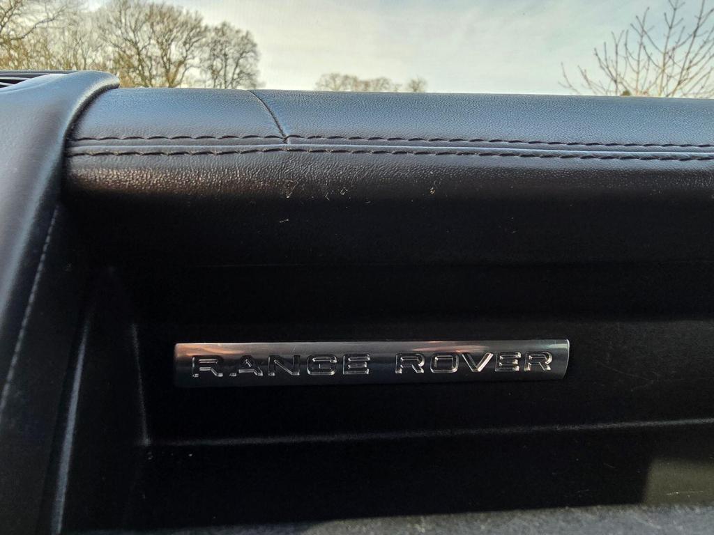 LAND ROVER RANGE ROVER SPORT 3.0 SD V6 HSE Black 2013