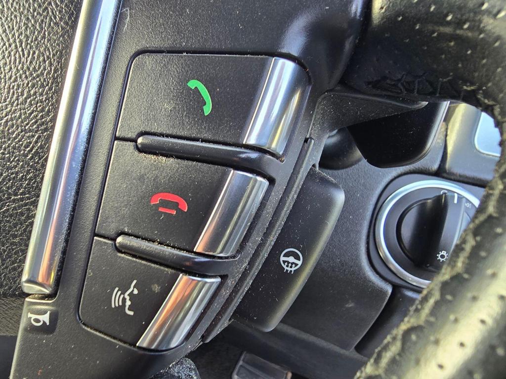 LAND ROVER RANGE ROVER SPORT 3.0 SD V6 HSE Black 2013