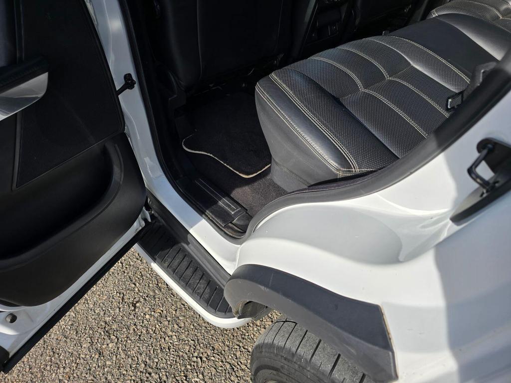 LAND ROVER RANGE ROVER SPORT 3.0 SD V6 HSE Black 2013