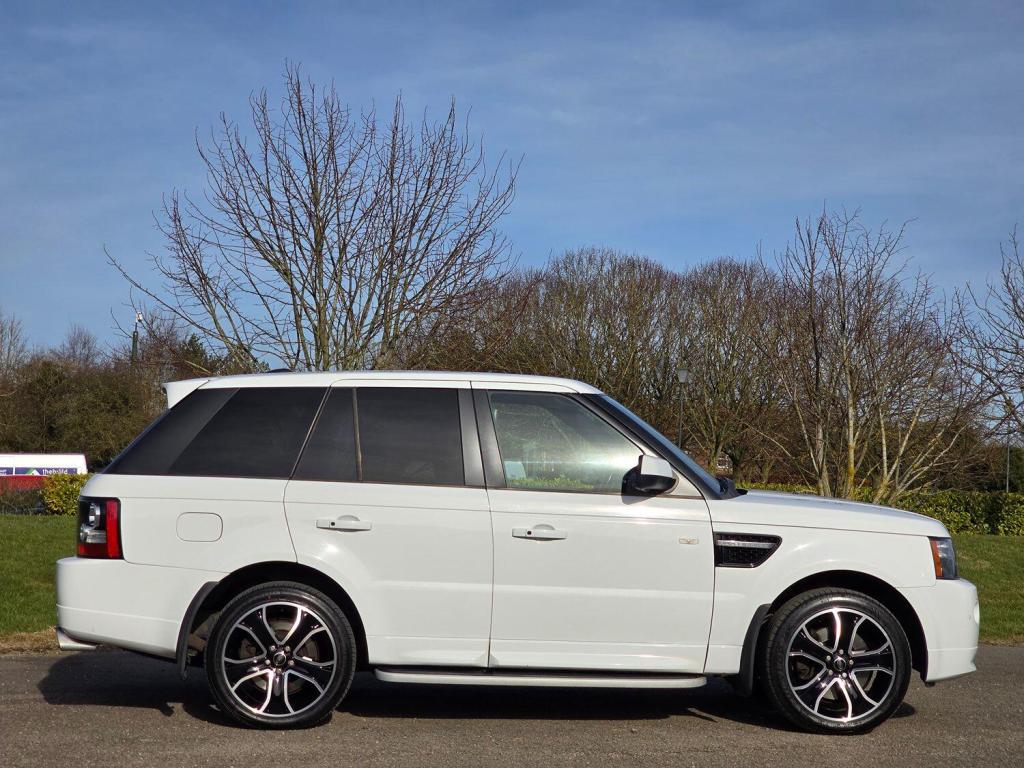 LAND ROVER RANGE ROVER SPORT 3.0 SD V6 HSE Black 2013