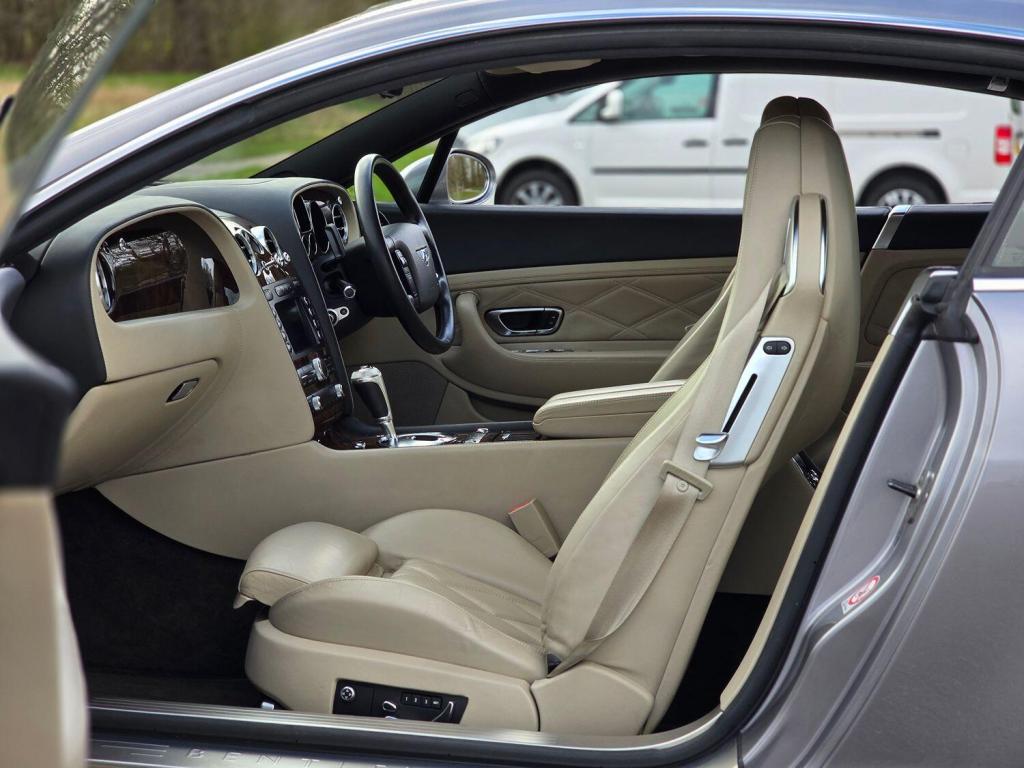 BENTLEY CONTINENTAL 6.0 GT 2006