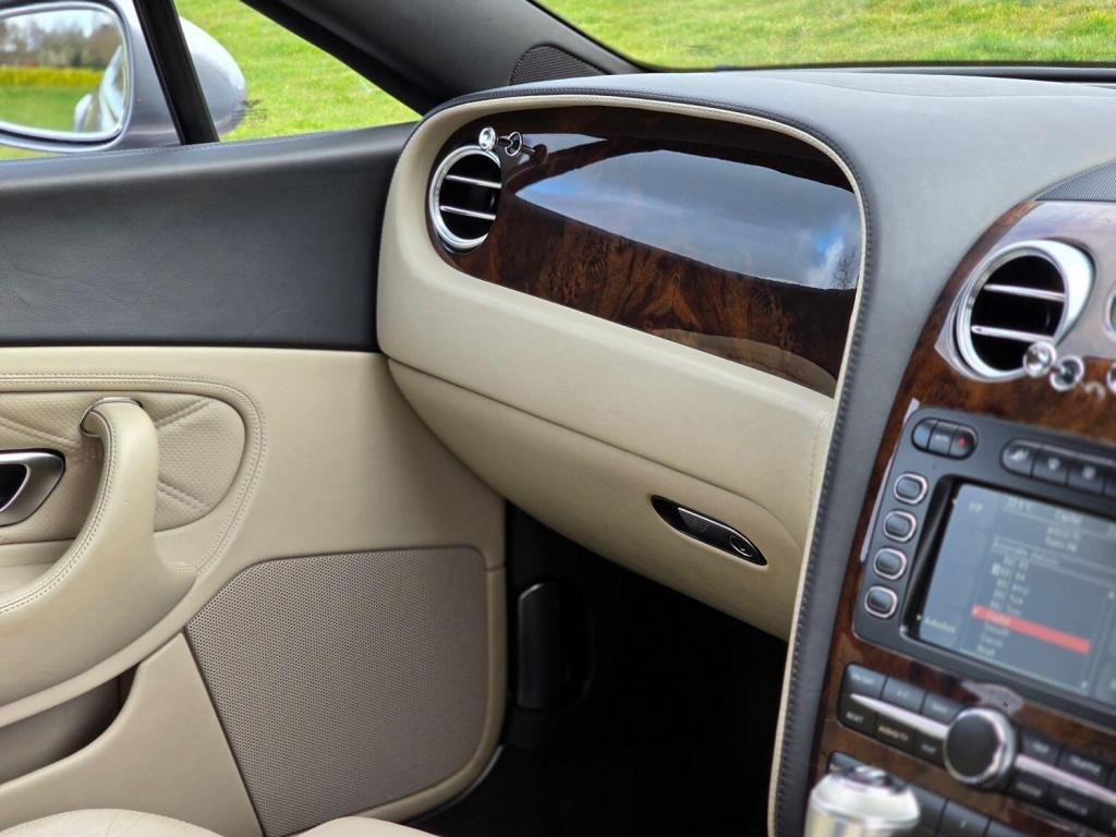 BENTLEY CONTINENTAL 6.0 GT 2006