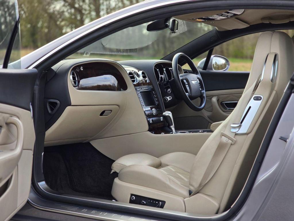 BENTLEY CONTINENTAL 6.0 GT 2006