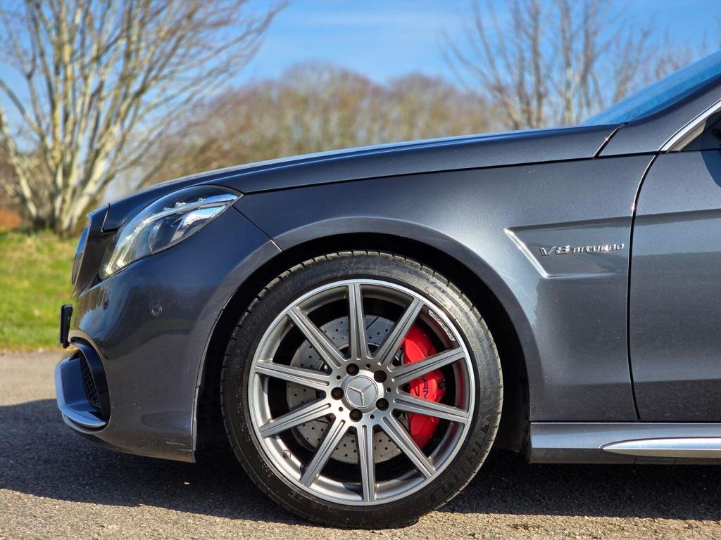 MERCEDES-BENZ E CLASS 5.5 E63 V8 BiTurbo AMG S 2015