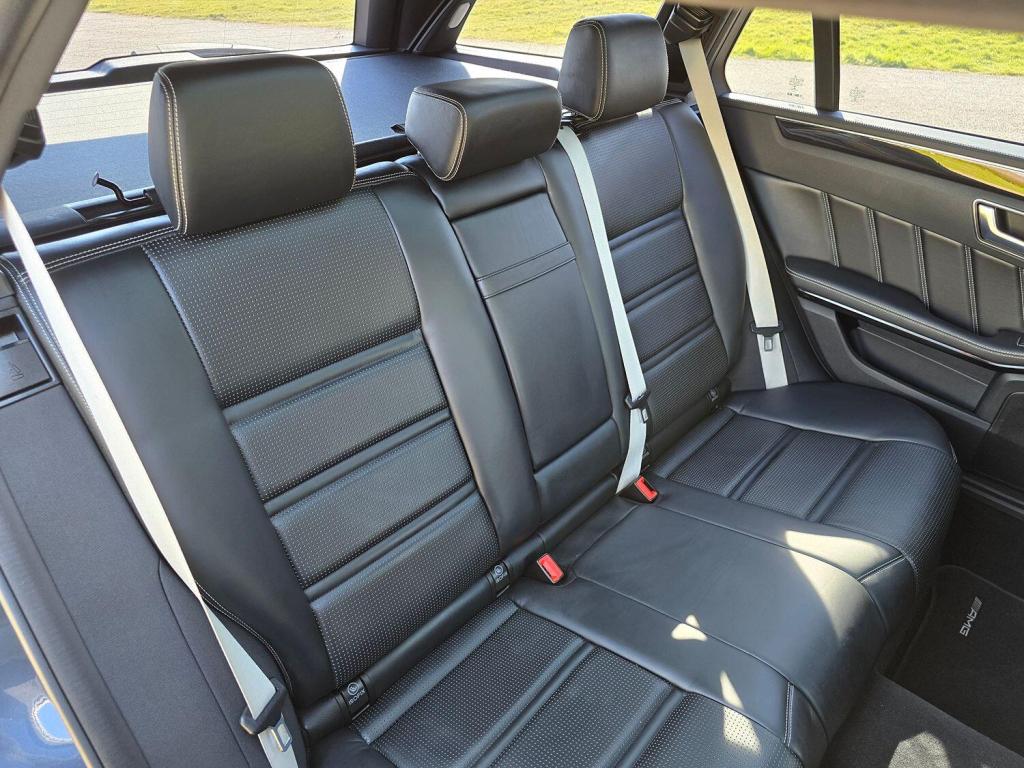 MERCEDES-BENZ E CLASS 5.5 E63 V8 BiTurbo AMG S 2015