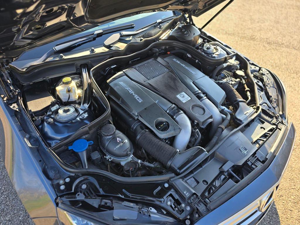 MERCEDES-BENZ E CLASS 5.5 E63 V8 BiTurbo AMG S 2015
