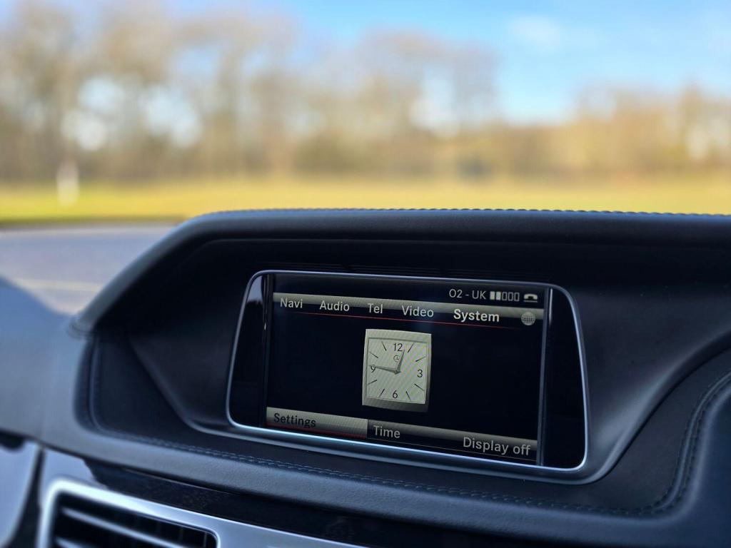 MERCEDES-BENZ E CLASS 5.5 E63 V8 BiTurbo AMG S 2015