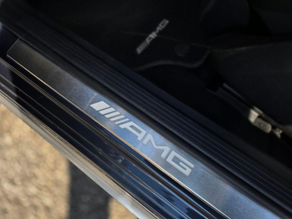 MERCEDES-BENZ E CLASS 5.5 E63 V8 BiTurbo AMG S 2015