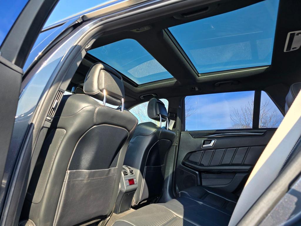 MERCEDES-BENZ E CLASS 5.5 E63 V8 BiTurbo AMG S 2015