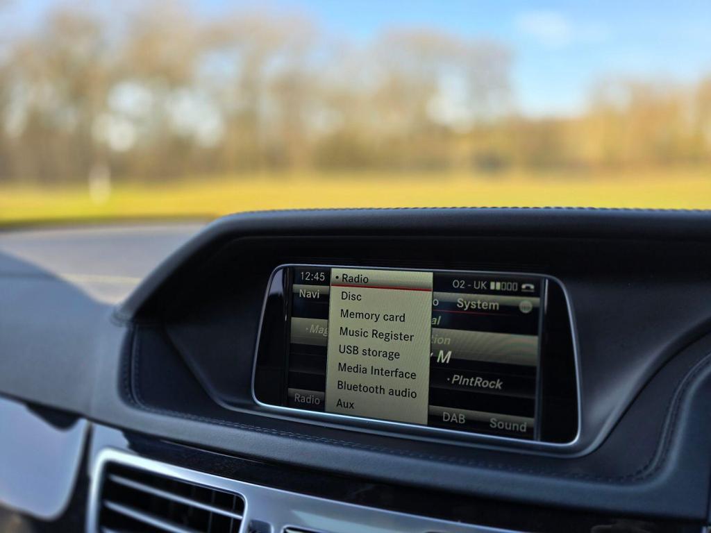 MERCEDES-BENZ E CLASS 5.5 E63 V8 BiTurbo AMG S 2015