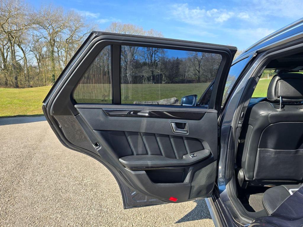 MERCEDES-BENZ E CLASS 5.5 E63 V8 BiTurbo AMG S 2015