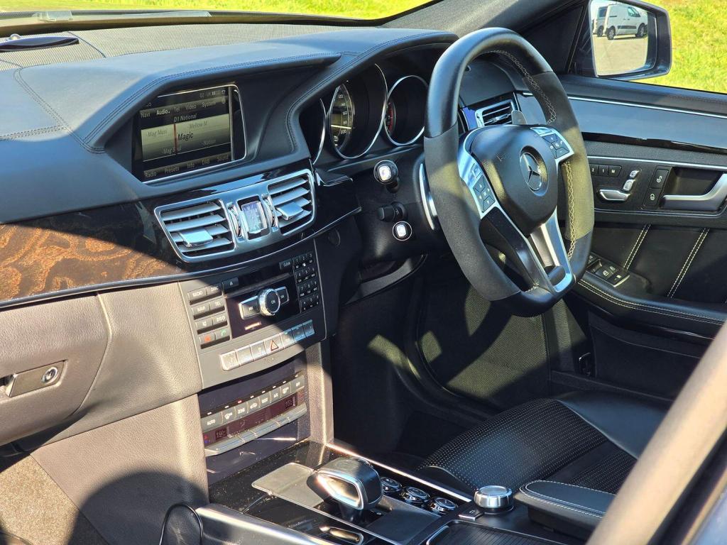 MERCEDES-BENZ E CLASS 5.5 E63 V8 BiTurbo AMG S 2015