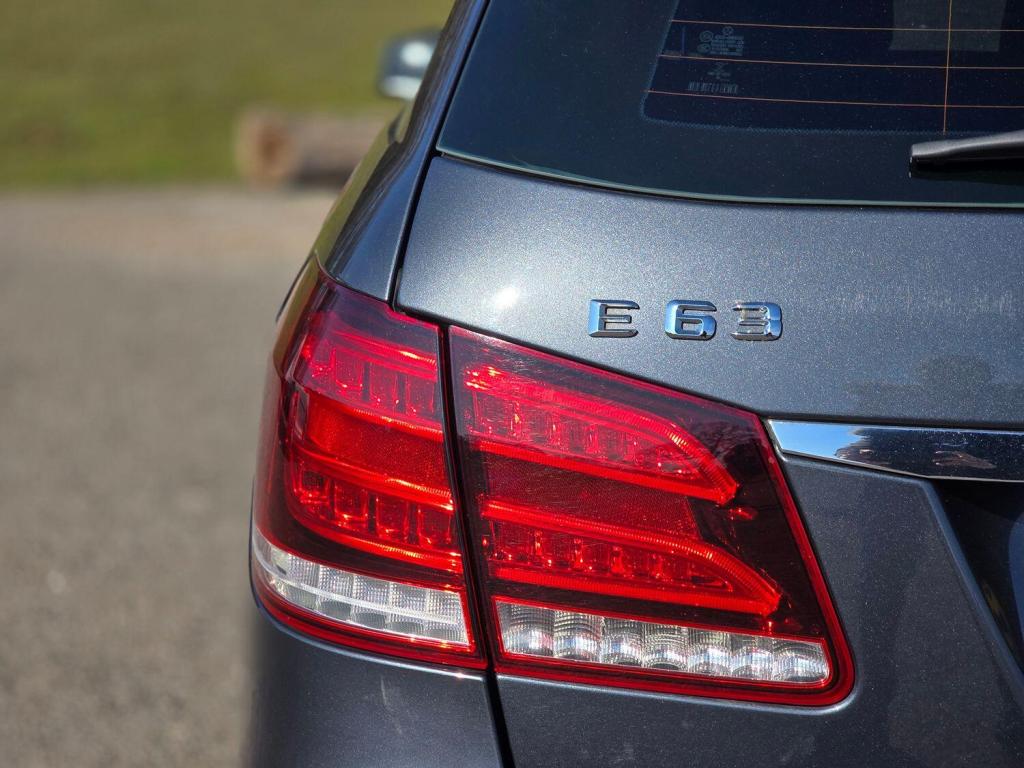 MERCEDES-BENZ E CLASS 5.5 E63 V8 BiTurbo AMG S 2015